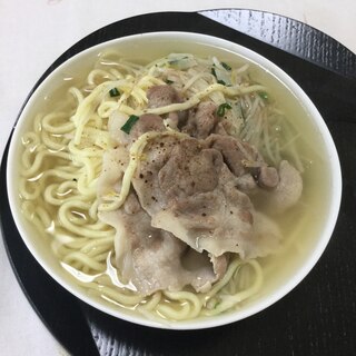 味覇でもやしでラーメン